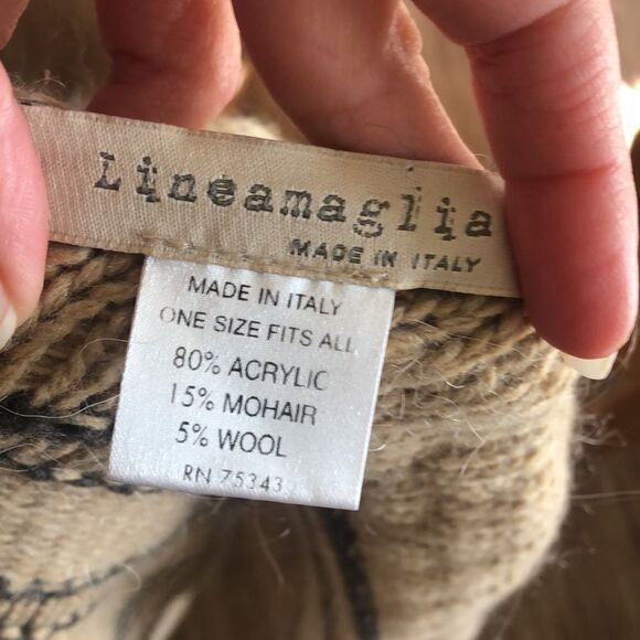 COPY - Lines Maglia Italian MoHair Knit Blend Butterscotch & Grey Poncho - Picture 5 of 5